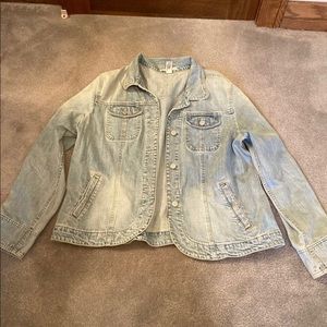 Women’s Gap Jean Jacket Size XXL
